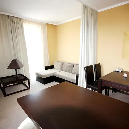 Апартамент Royal Beach Millennium *