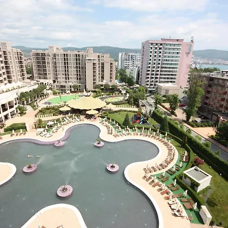 Апартамент Royal Beach Millennium Слънчев бряг